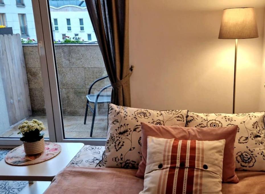 Apartament Zachodni Z Balkonem 4 Osoby Βαρσοβία Εξωτερικό φωτογραφία