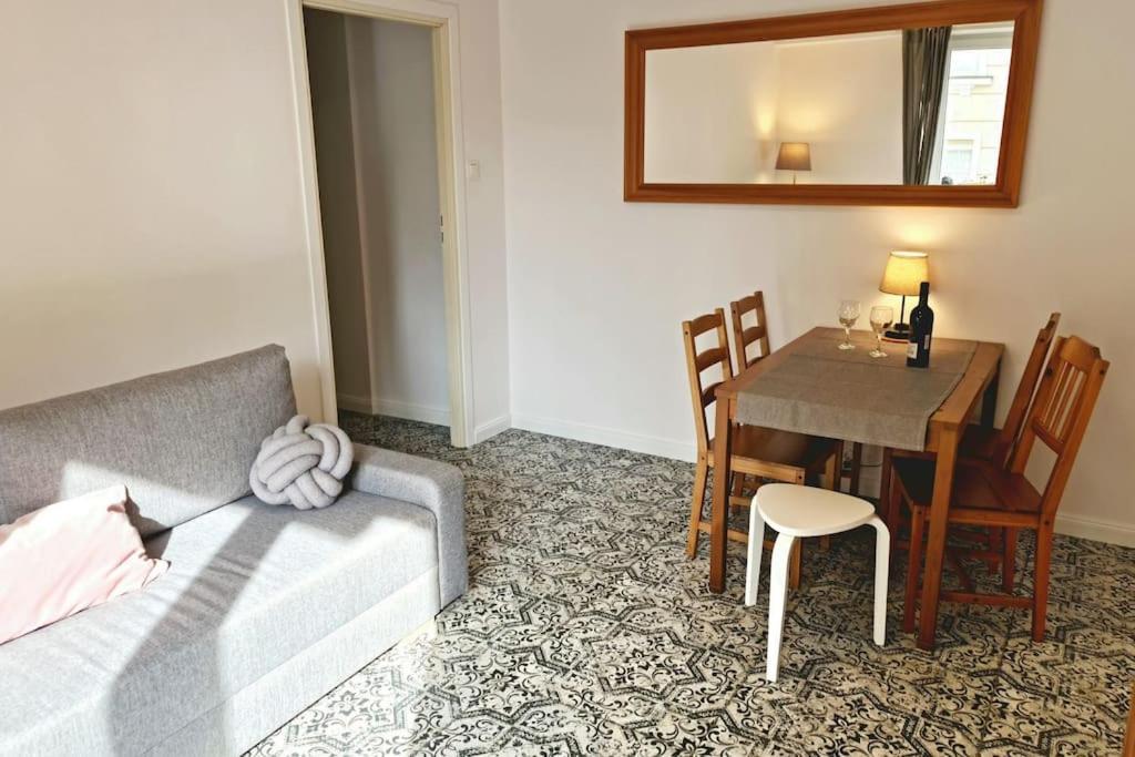 Apartament Zachodni Z Balkonem 4 Osoby Βαρσοβία Εξωτερικό φωτογραφία